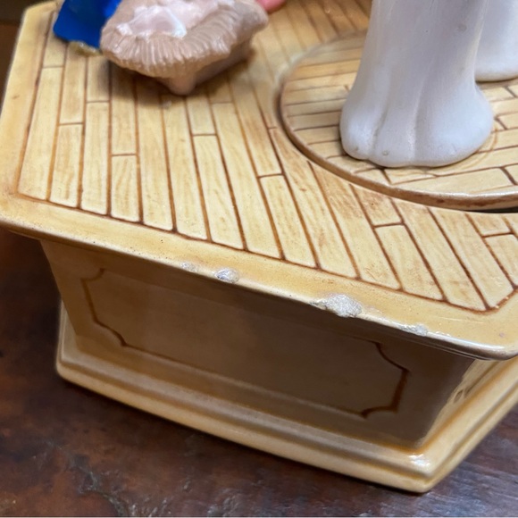 Nativity Music Decor Vintage “1985” - Picture 5 of 11